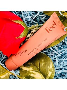 New Feel Enzymatic Exfoliating Cleanser Premium Travel Size